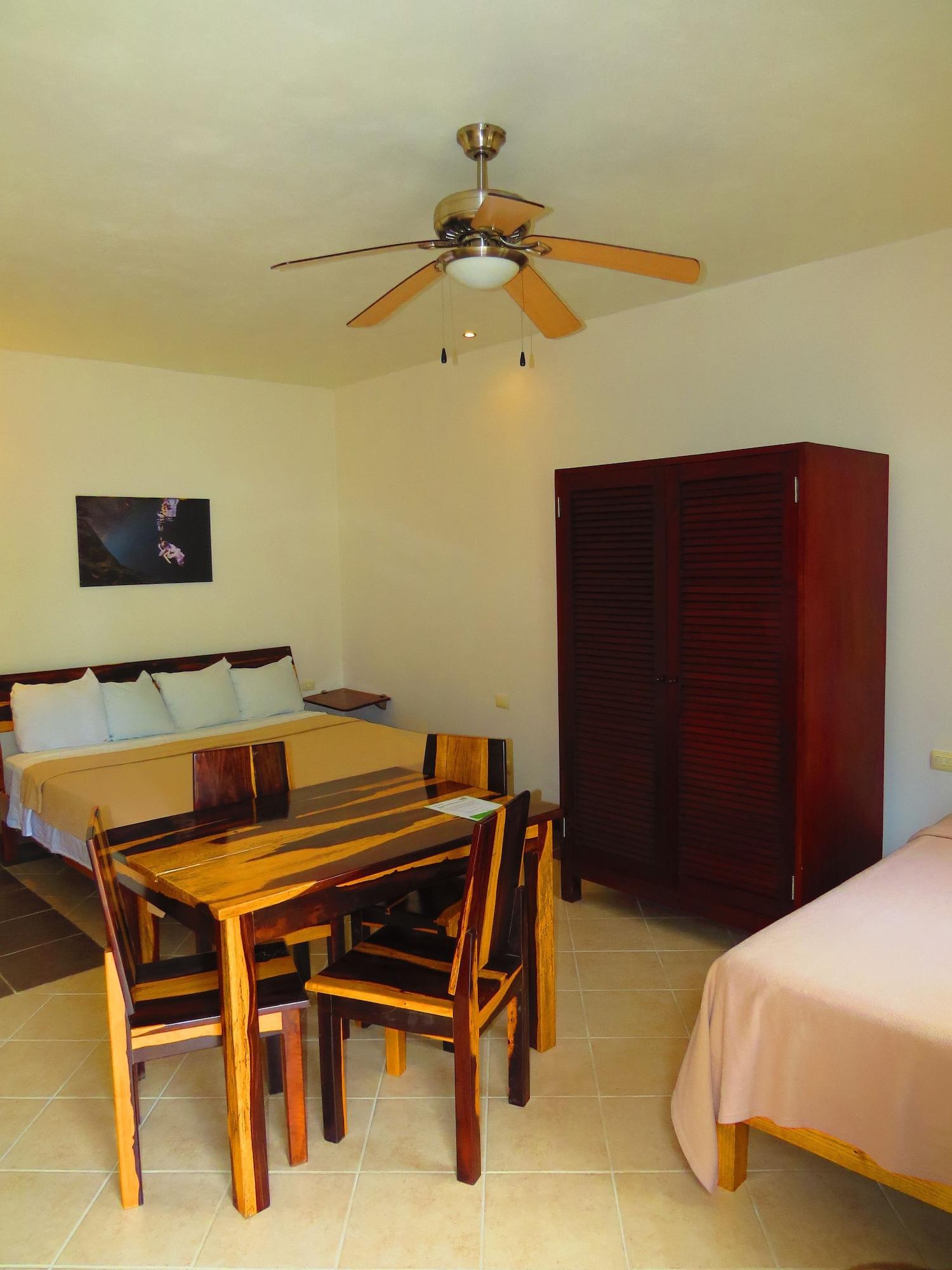 Xibalba Hotel Dive Center 图卢姆 外观 照片