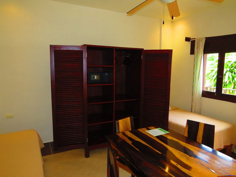 Xibalba Hotel Dive Center 图卢姆 外观 照片